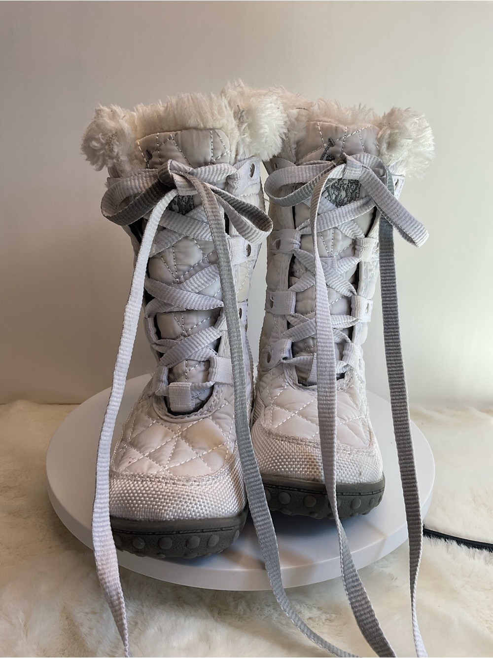 Polo Ralph Lauren Girls White Quilted Snow Boots Faux Fur Trim Lace-Up Side Zipp